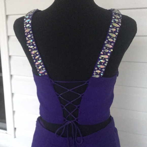 Bee Darlin Formal Gown - Picture 4 of 7